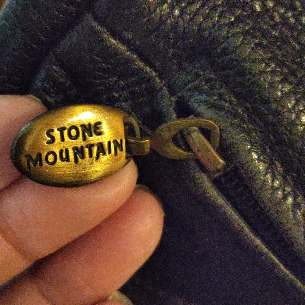Stone Mountain leather bag - Picture 2 of 12